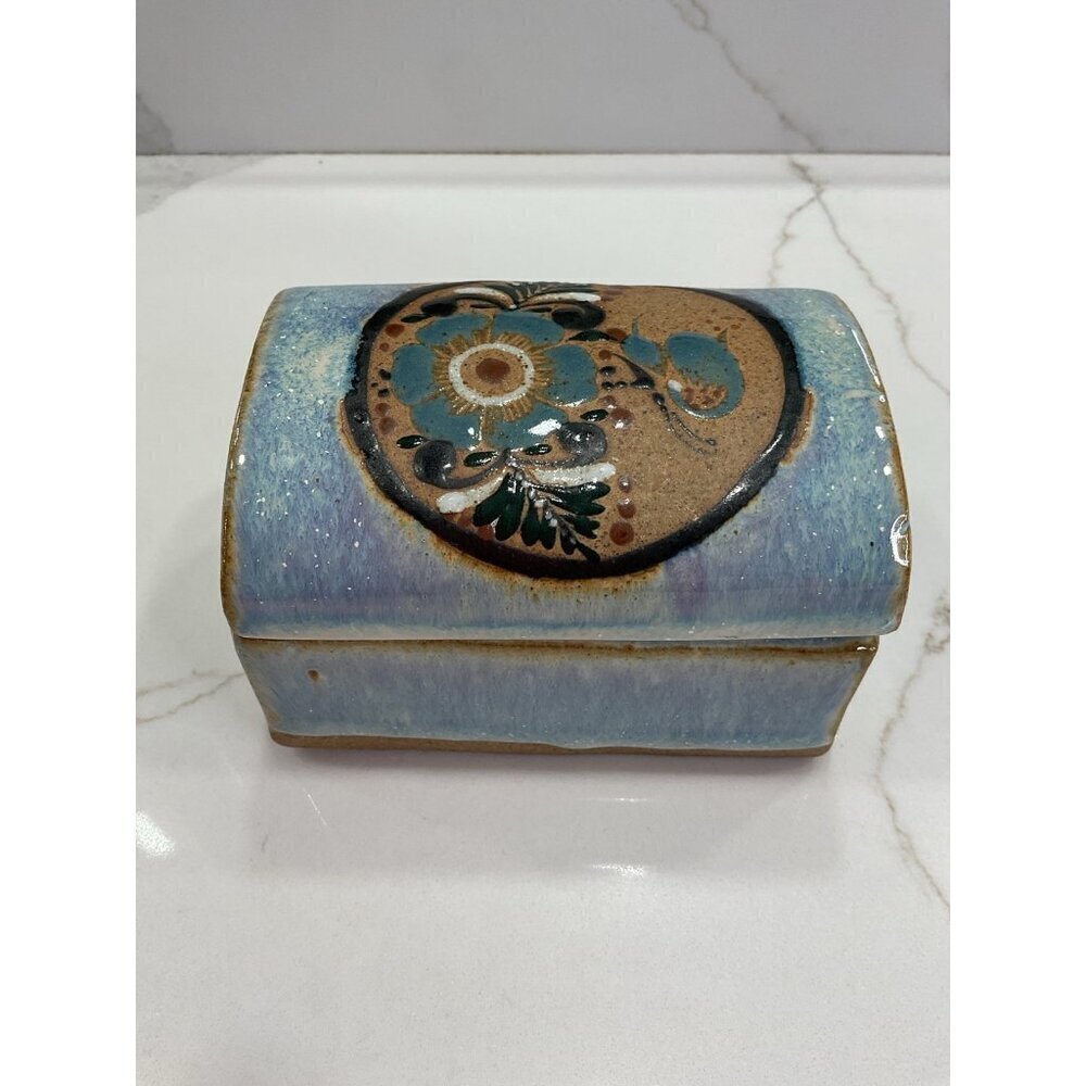 Handmade Folk Art Studio Art Stoneware Pottery Trinket Box